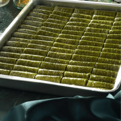 Fıstıklı Sarma Tepside 2,75 Kg