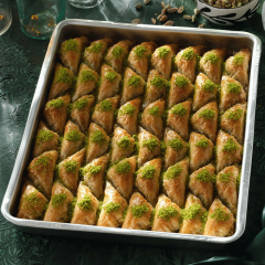 Şöbiyet Fıstıklı Tepsi